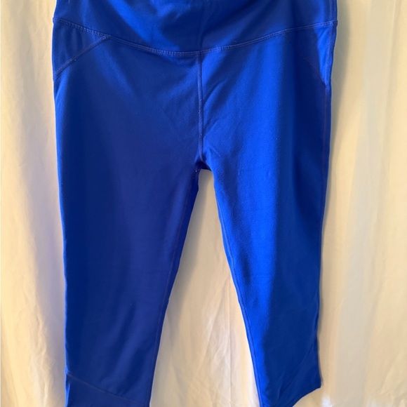 Athleta and Fabletics Blue ombré Activewear Top and leggings set - Picture 6 of 7